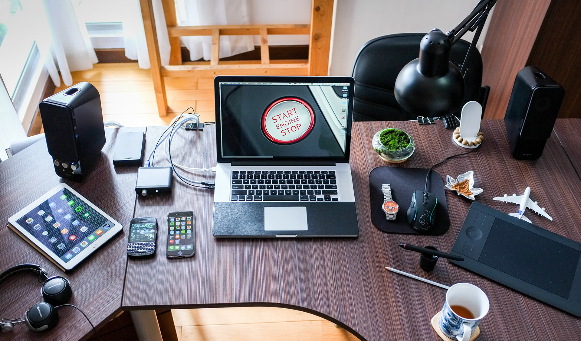 Mouse Graphics About